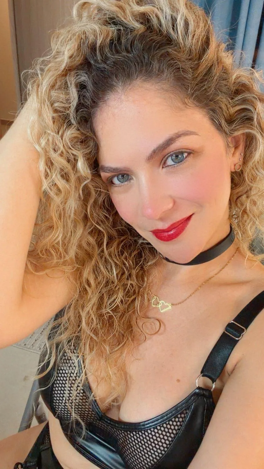 Im_Velora camshow