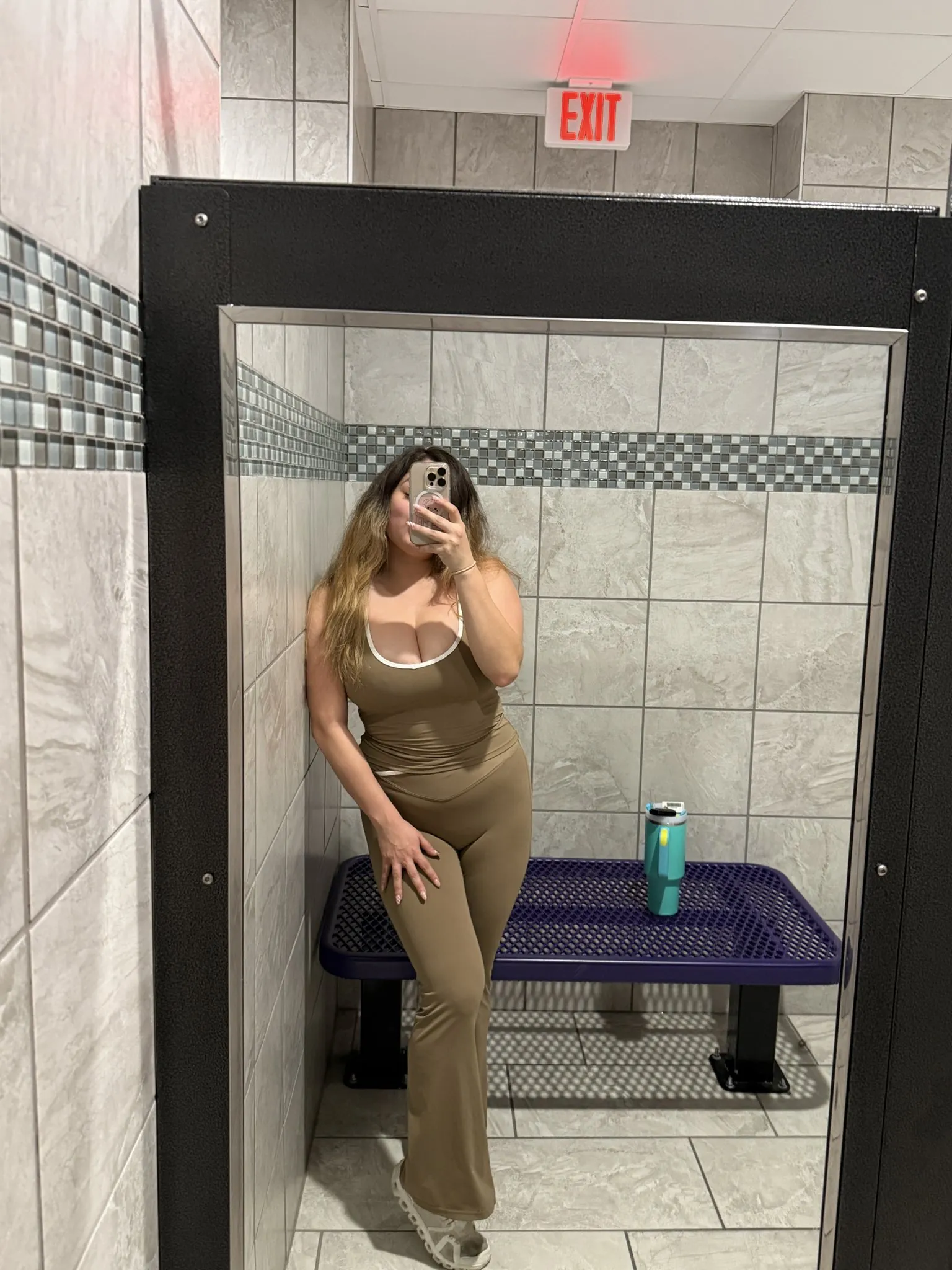 Itsjustgabbs_ camshow