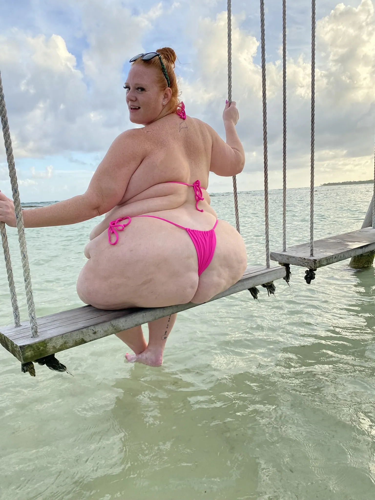 Julie Ginger camshow