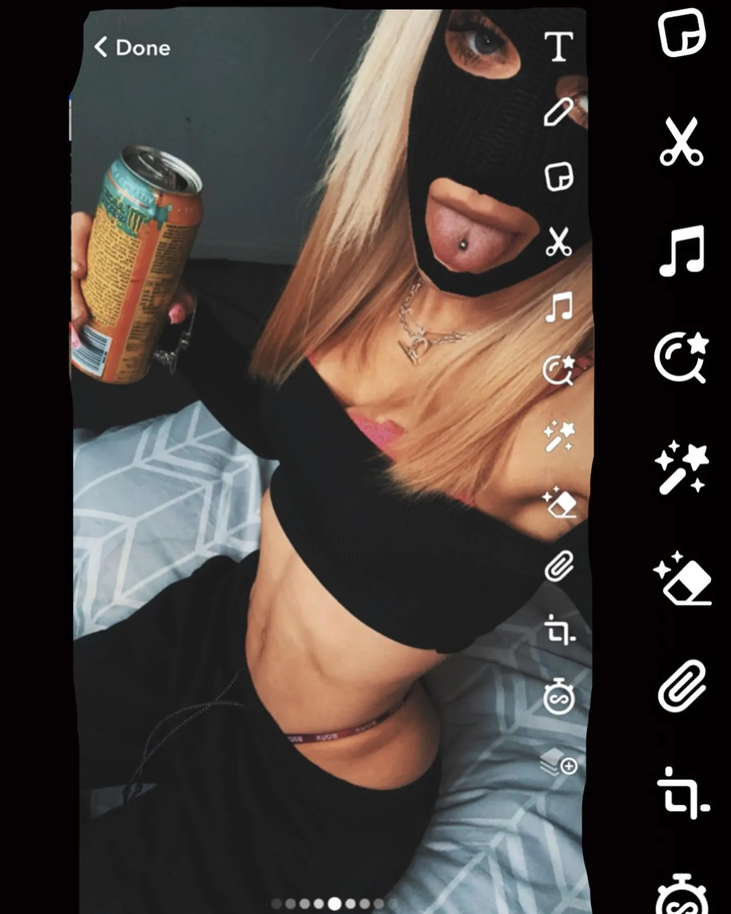 x_official.wanessa_x camshow