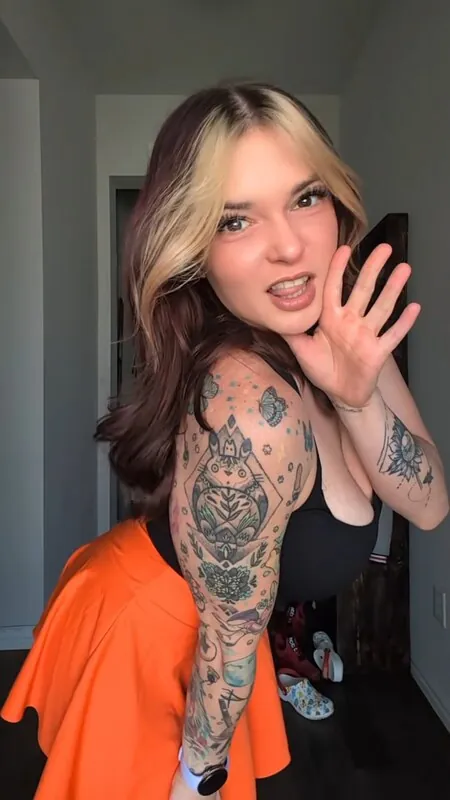BibbidiBobiBoo camshow