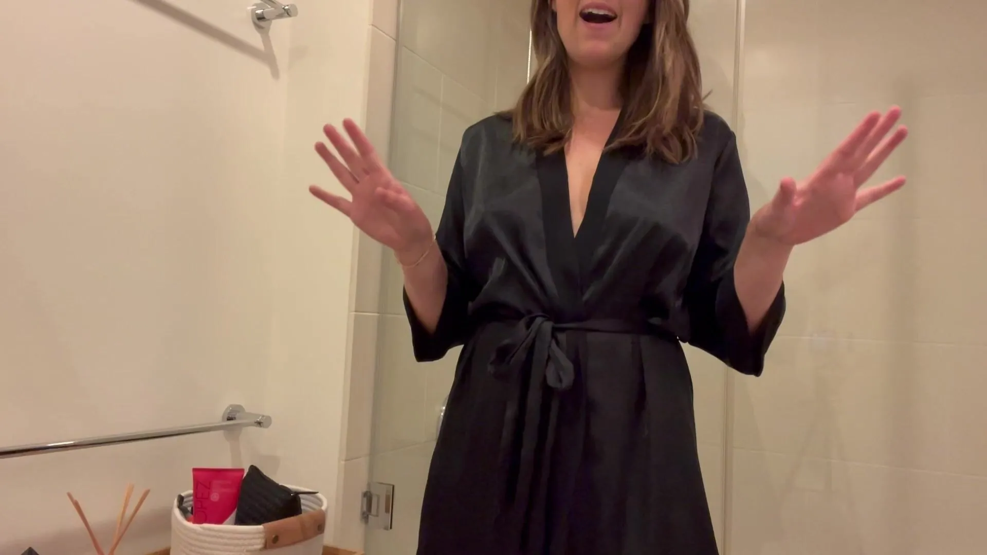 Nicolette Bloom camshow