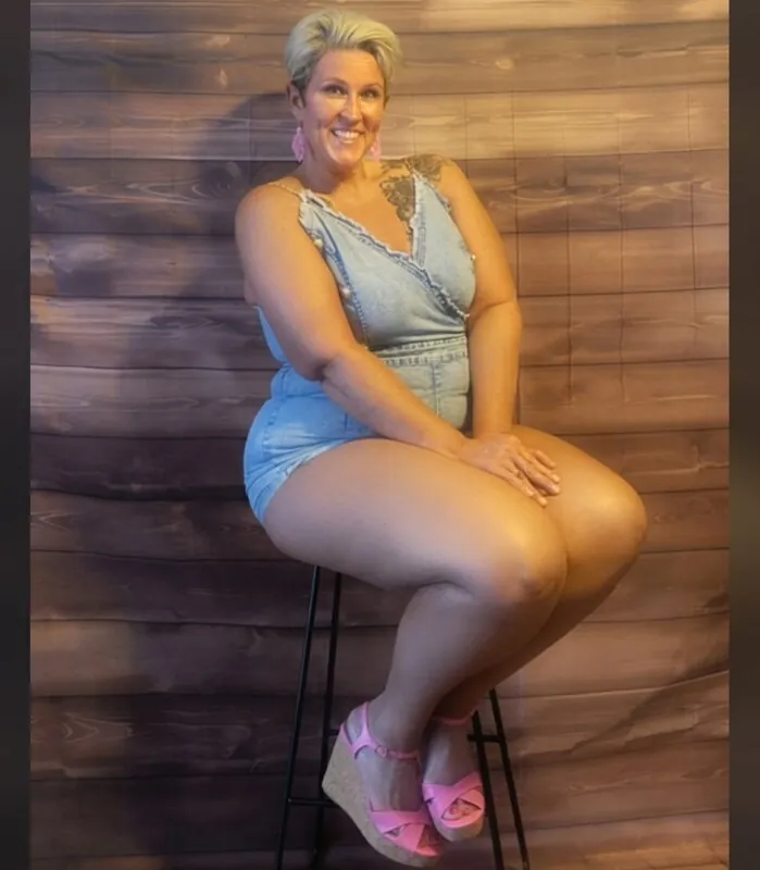 shellybelly8098 camshow