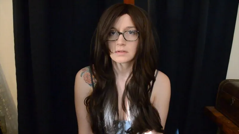 Bettie Bondage camshow