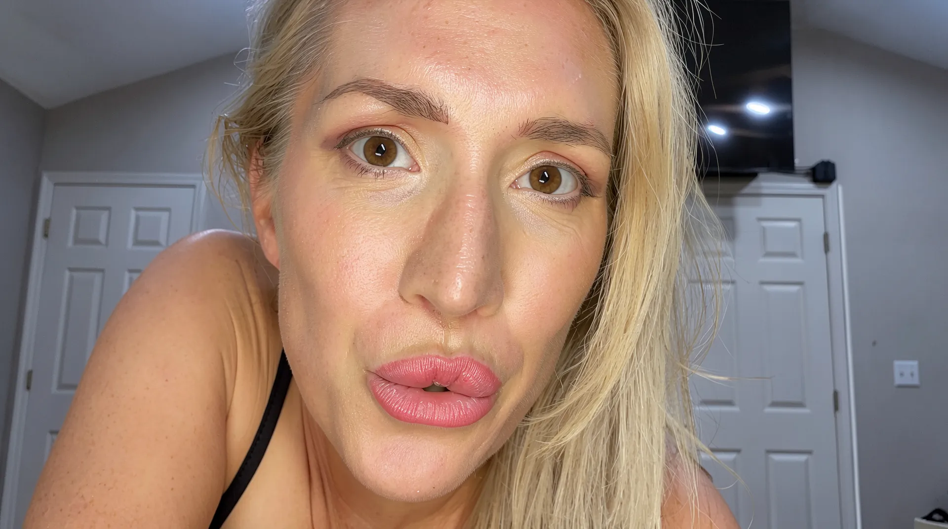 LinaBlackly camshow