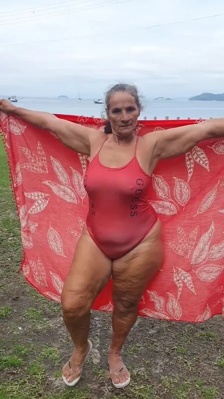 Maria Elisabete Porto camshow