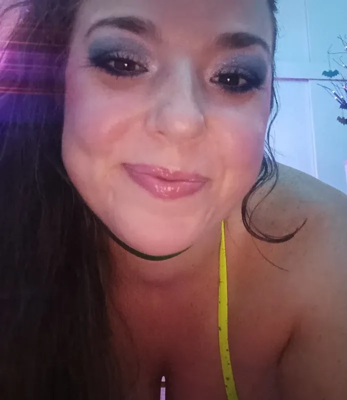 xAlexx89x camshow